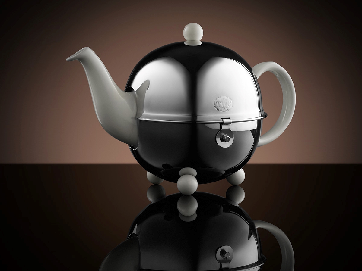 Design Teapot in White (900ml)
