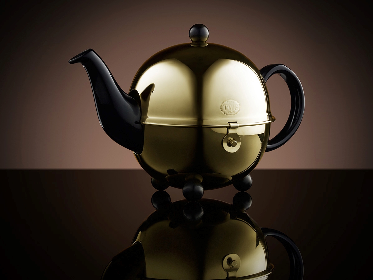 Design Gold Teapot in Black (900ml)
