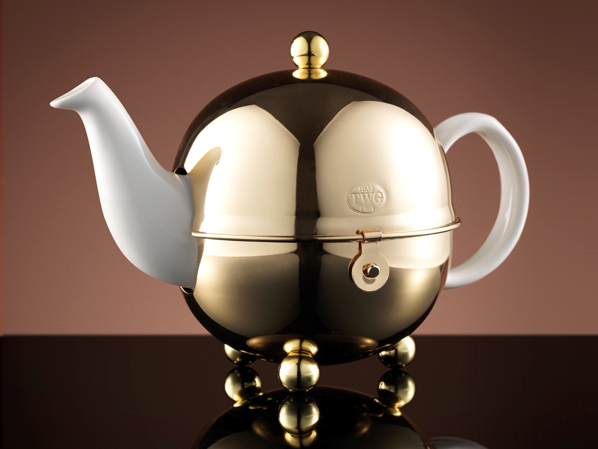 Jazz Gold Design Teapot in White (900ml)