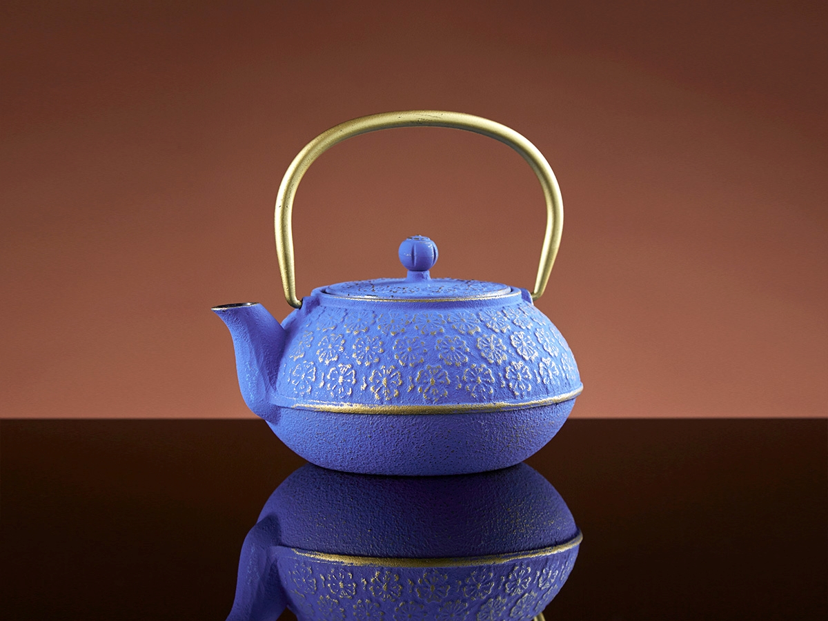 Sakura Teapot in Blue