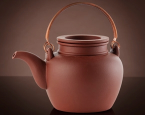 Yixing Teapot in Red (1.2L)