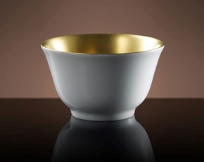 Glamour Tea Bowl in Gold and White