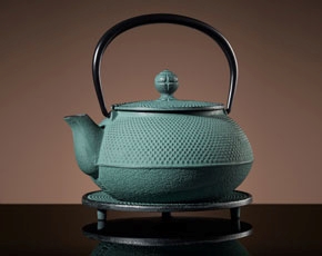 Mikado Teapot & Trivet in Green (600ml)