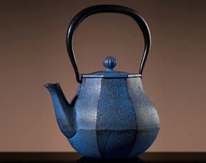 Mount Fuji Teapot in Blue (1L)