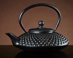 Warrior Teapot in Black (1.2L)