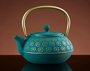 Sakura Teapot in Green