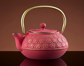 Sakura Teapot in Red